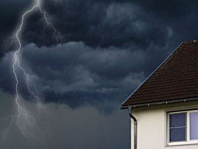 Comment bien protéger sa maison contre les orages ?