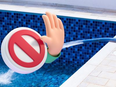 Ne faites pas l’erreur de remplir votre piscine en avril : voici pourquoi !