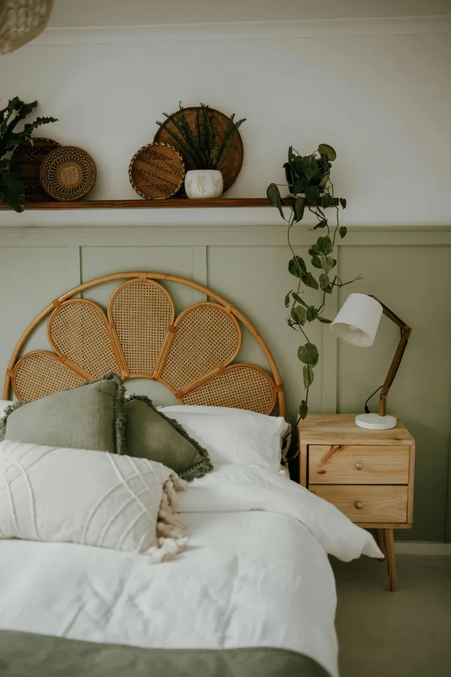 Têtes de lit en rotin : une tendance esthétique et fonctionnelle